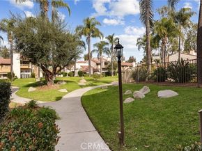 21500 Califa Street 184, Woodland Hills (los Angeles) CA 91367