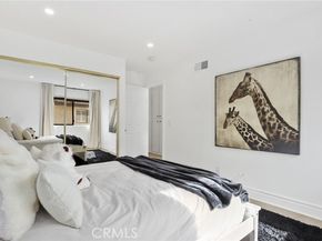 21500 Califa Street 184, Woodland Hills (los Angeles) CA 91367