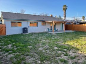 6612 Gross Avenue, West Hills (los Angeles) CA 91307