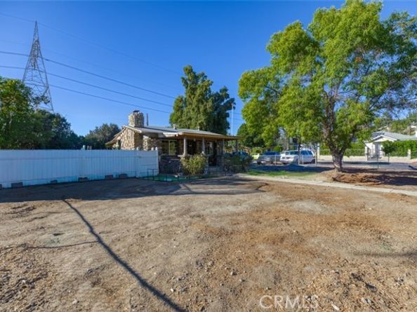 11103 Allegheny, Sun Valley (los Angeles) CA 91352