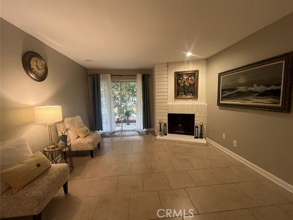 7800 Topanga Canyon 112, Canoga Park (los Angeles) CA 91304