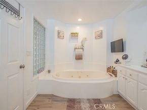 16732 Lassen Street, Northridge (los Angeles) CA 91343