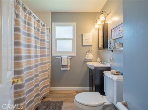 16732 Lassen Street, Northridge (los Angeles) CA 91343