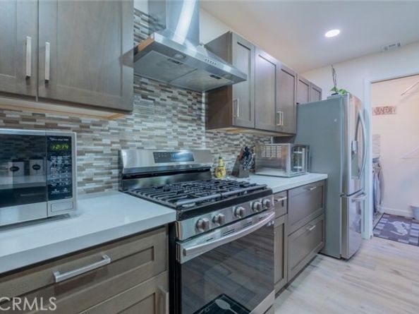 16732 Lassen Street, Northridge (los Angeles) CA 91343