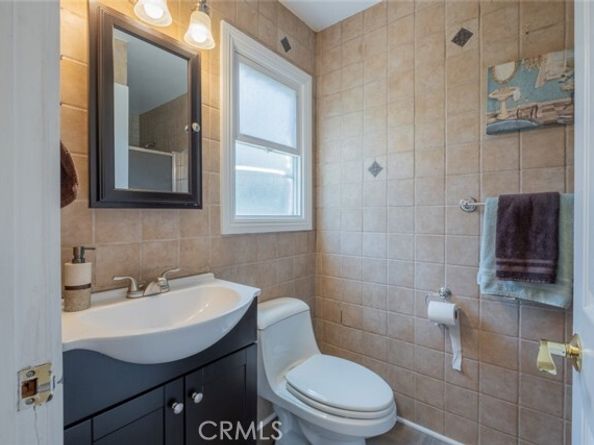16732 Lassen Street, Northridge (los Angeles) CA 91343