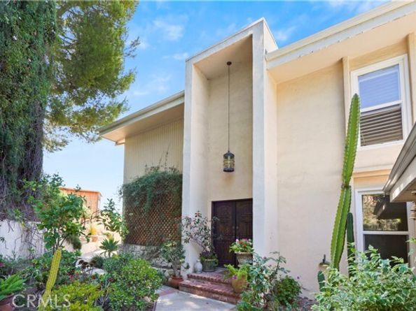 22628 Quinta Road, Woodland Hills (los Angeles) CA 91364