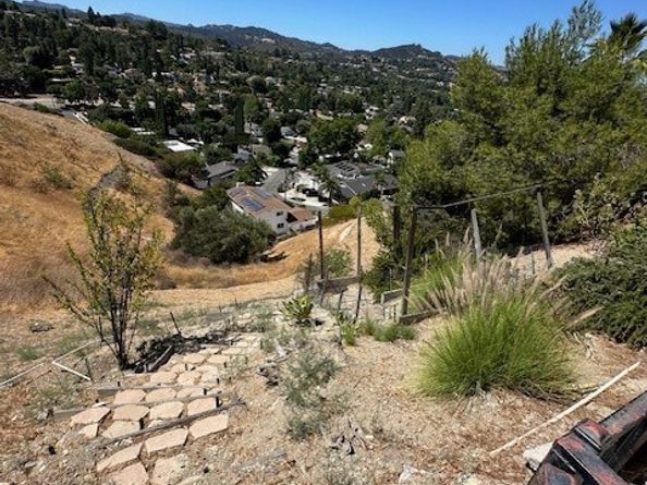 22628 Quinta Road, Woodland Hills (los Angeles) CA 91364
