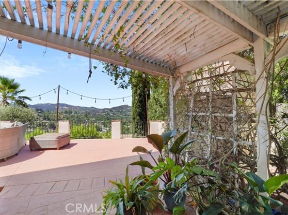 22628 Quinta Road, Woodland Hills (los Angeles) CA 91364
