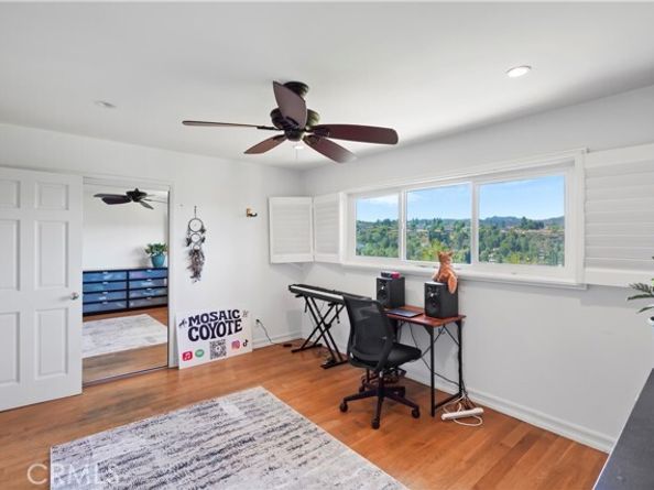 22628 Quinta Road, Woodland Hills (los Angeles) CA 91364