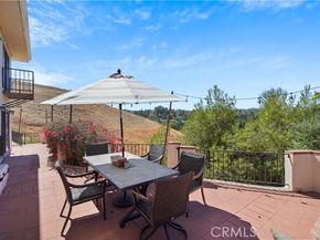22628 Quinta Road, Woodland Hills (los Angeles) CA 91364