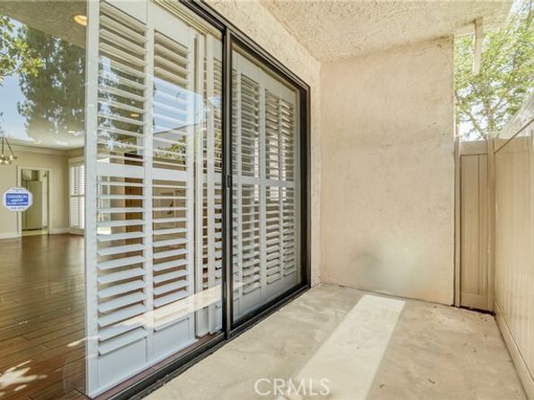 17140 Burbank Boulevard 105, Encino (los Angeles) CA 91316