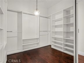 17140 Burbank Boulevard 105, Encino (los Angeles) CA 91316