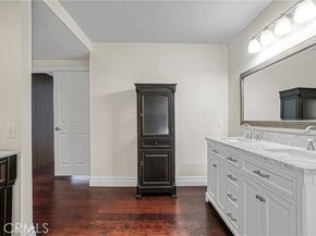 17140 Burbank Boulevard 105, Encino (los Angeles) CA 91316
