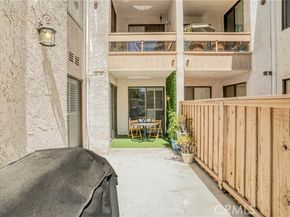 17140 Burbank Boulevard 105, Encino (los Angeles) CA 91316