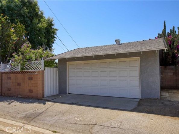7816 Shoup Avenue, West Hills (los Angeles) CA 91304