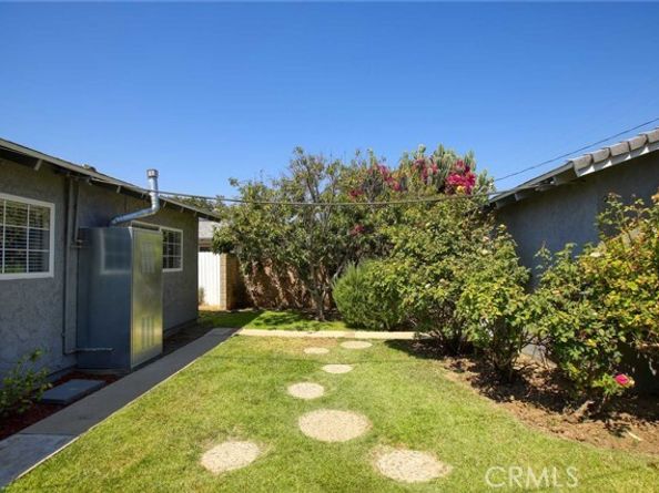 7816 Shoup Avenue, West Hills (los Angeles) CA 91304