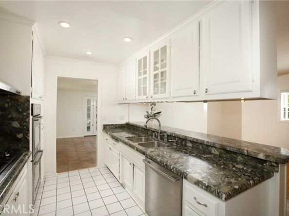 7816 Shoup Avenue, West Hills (los Angeles) CA 91304