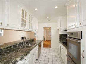 7816 Shoup Avenue, West Hills (los Angeles) CA 91304