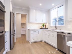 10133 Whitaker Avenue, Granada Hills (los Angeles) CA 91343