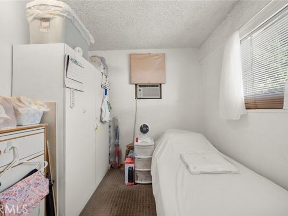 8062 Tyrone Avenue, Panorama City (los Angeles) CA 91402