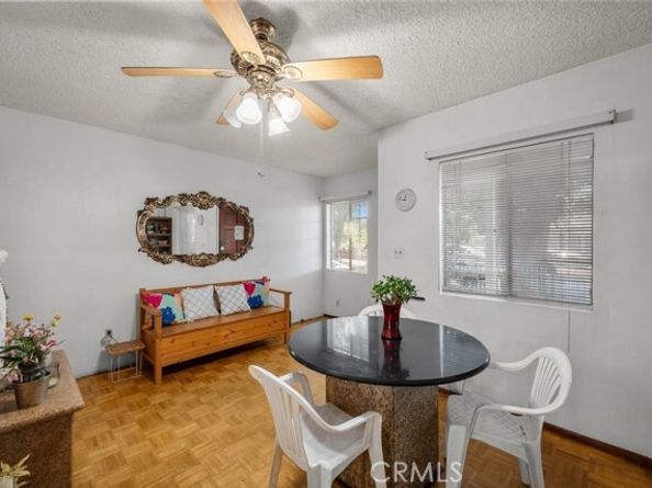 8062 Tyrone Avenue, Panorama City (los Angeles) CA 91402