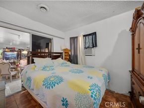 8062 Tyrone Avenue, Panorama City (los Angeles) CA 91402