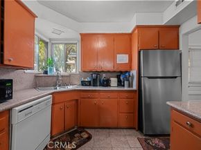 8062 Tyrone Avenue, Panorama City (los Angeles) CA 91402