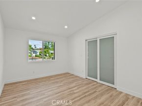 4801 Almidor Avenue, Woodland Hills (los Angeles) CA 91364