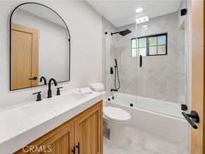 5534 Pattilar Avenue, Woodland Hills (los Angeles) CA 91367