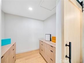 5534 Pattilar Avenue, Woodland Hills (los Angeles) CA 91367