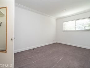 6041 Fountain Park Street 9, Woodland Hills (los Angeles) CA 91367