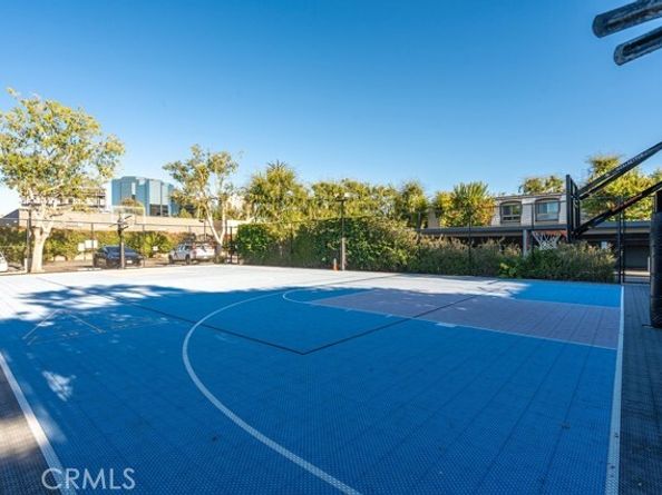6041 Fountain Park Street 9, Woodland Hills (los Angeles) CA 91367