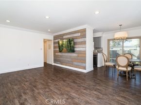 6041 Fountain Park Street 9, Woodland Hills (los Angeles) CA 91367