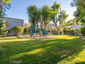 6041 Fountain Park Street 9, Woodland Hills (los Angeles) CA 91367