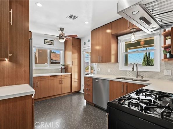 10786 Redmont Avenue, Tujunga (los Angeles) CA 91042