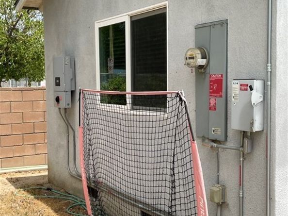 7957 Sausalito Avenue, West Hills (los Angeles) CA 91304