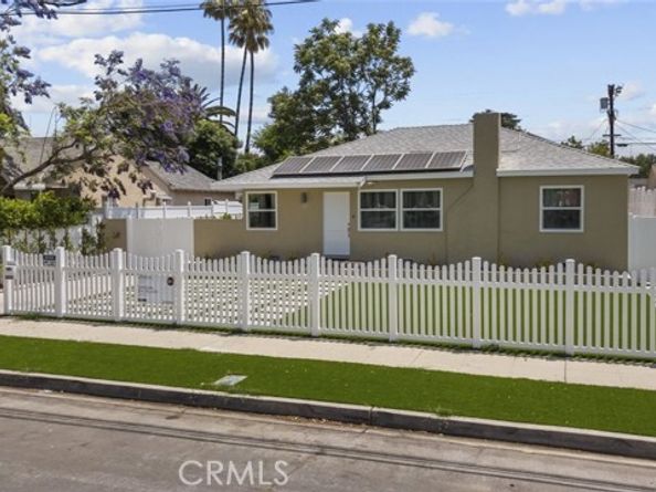 6820 Jellico Avenue, Van Nuys (los Angeles) CA 91406