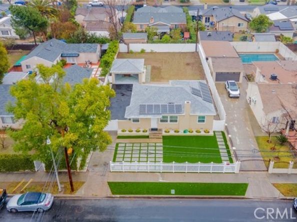 6820 Jellico Avenue, Van Nuys (los Angeles) CA 91406