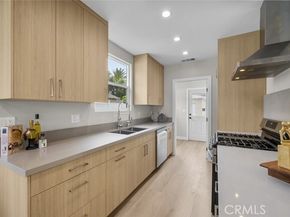 6820 Jellico Avenue, Van Nuys (los Angeles) CA 91406