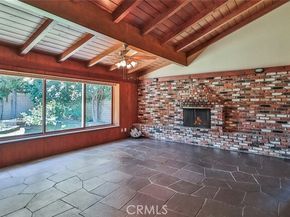 17654 Prairie Street, Northridge (los Angeles) CA 91325