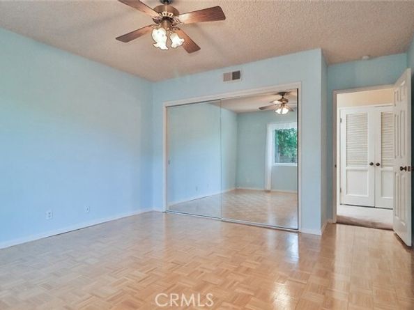 17654 Prairie Street, Northridge (los Angeles) CA 91325