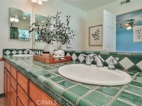 17654 Prairie Street, Northridge (los Angeles) CA 91325