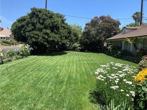 17654 Prairie Street, Northridge (los Angeles) CA 91325