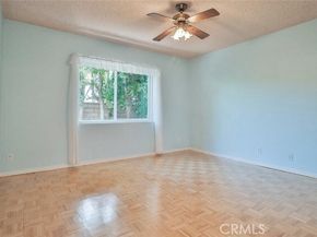 17654 Prairie Street, Northridge (los Angeles) CA 91325