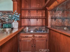 17654 Prairie Street, Northridge (los Angeles) CA 91325