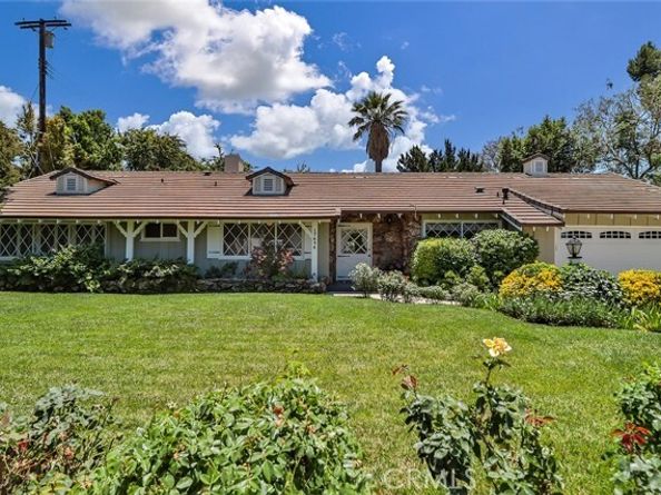 17654 Prairie Street, Northridge (los Angeles) CA 91325