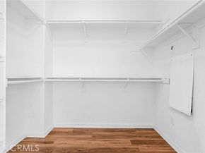 7600 N Courage Way, Van Nuys (los Angeles) CA 91405