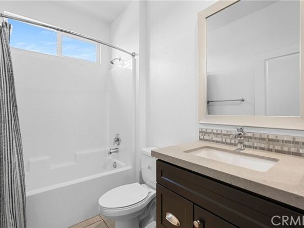 7600 N Courage Way, Van Nuys (los Angeles) CA 91405