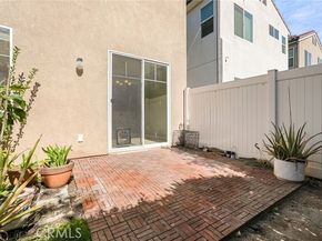 7600 N Courage Way, Van Nuys (los Angeles) CA 91405