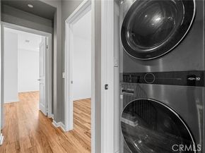 7600 N Courage Way, Van Nuys (los Angeles) CA 91405